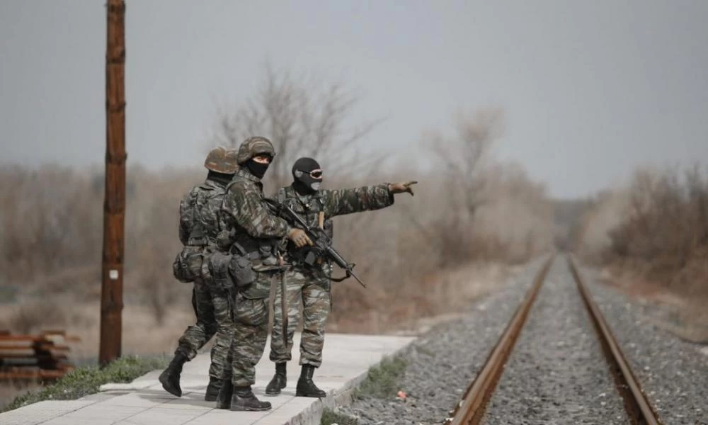 Προδοσία! Παρέδωσαν Κούρδισσες αγωνίστριες στα νύχια των Τούρκων